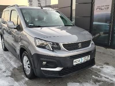 Srebrny Używany 2018 Peugeot Rifter Active Minivan | 49 900 zł (Uczciwa cena)