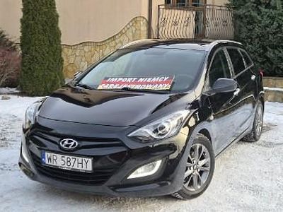 Używany Hyundai i30 100 KM (73 kW) 2013 Czarny Kombi