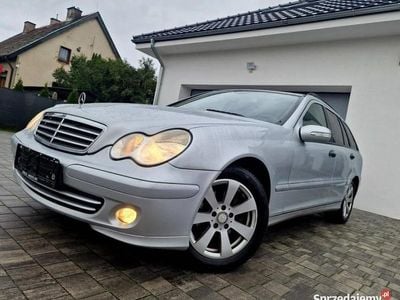 Mercedes C180