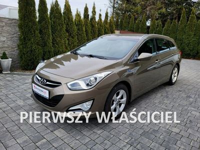 Używany Hyundai i40 116 KM (85 kW) 2013 Złoty (metalik, perła) Kombi