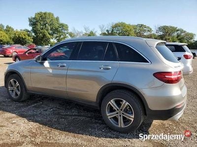 Mercedes GLC300