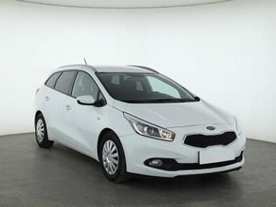 Używany Kia Ceed 128 KM (94 kW) 2013 Biały Hatchback