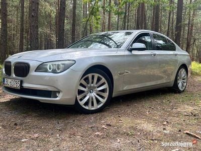 BMW 730