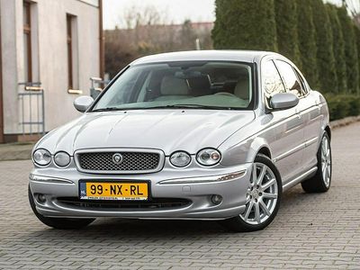 Srebrny (metalik) Używany 2005 Jaguar X-type Executive Sedan/Limuzyna | 17 700 zł