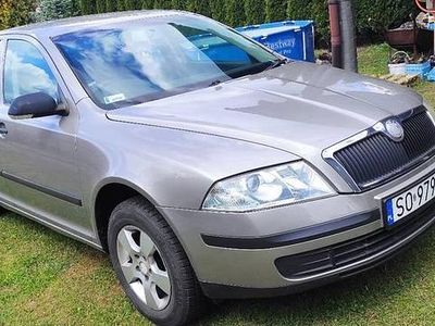 Szary Używany 2007 Skoda Octavia Hatchback | 7500 zł