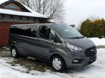 Czarny Używany 2018 Ford Transit Custom Minivan | 62 500 zł (Uczciwa cena)
