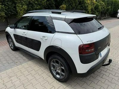 Biały Używany 2016 Citroën C4 Cactus Hatchback | 18 900 zł