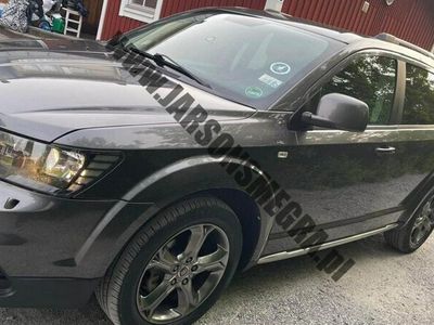 Szary Używany 2014 Fiat Freemont SUV | 58 200 zł (Drogi)