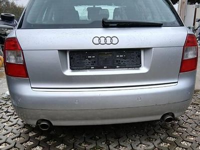 Srebrny Używany 2004 Audi A4 S-Line Kombi | 9000 zł
