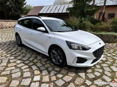 Biały Używany 2019 Ford Focus ST-Line Sedan/Limuzyna | 53 900 zł (Drogi)