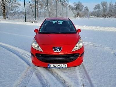 używany Peugeot 207 ŚLICZNY BENZYNIACZEK