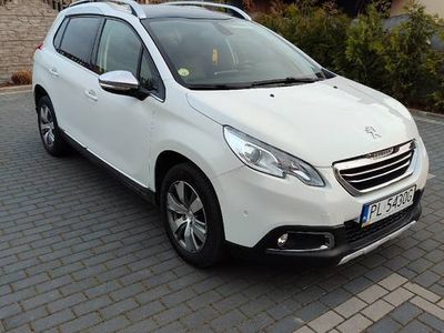 używany Peugeot 2008 1,6 ehdi Biała Perła