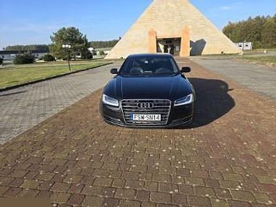 Czarny Używany 2014 Audi A8 Sedan/Limuzyna | 88 000 zł