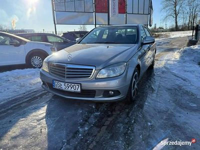 Żółtozłoty Używany 2008 Mercedes C180 Sedan/Limuzyna | 19 900 zł