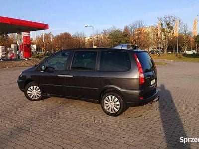 Citroën C8