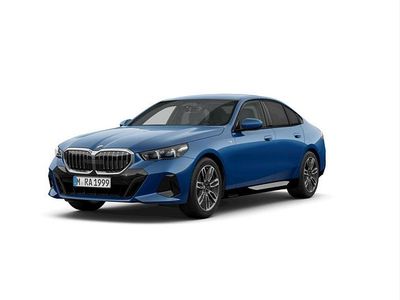Niebieski phytonic metalizowany Używany 2023 BMW 520 Comfort Edition Sedan/Limuzyna | 229 900 zł (Super Cena)