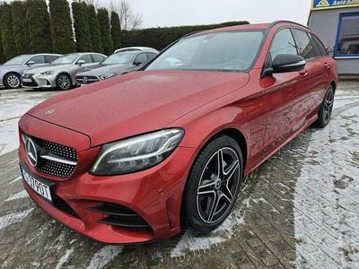 Używany Mercedes C220 194 KM (142 kW) 2019 Bordowy (metalik) Kombi
