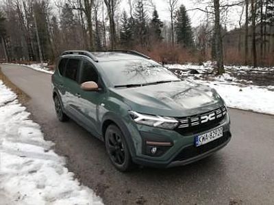 Zielony Używany 2023 Dacia Jogger Extreme Minivan | 69 900 zł