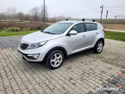 Srebrny Używany 2012 Kia Sportage SUV | 38 500 zł (Uczciwa cena)