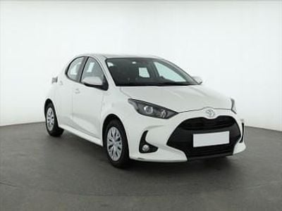 Biały Używany 2022 Toyota Yaris Hatchback | 56 999 zł (Uczciwa cena)