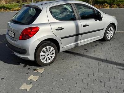 Używany 2008 Peugeot 207 | 9700 zł (Dość drogi)