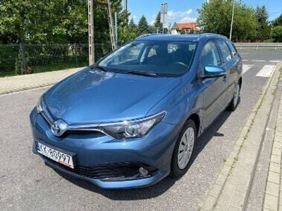 Toyota Auris Hybrid
