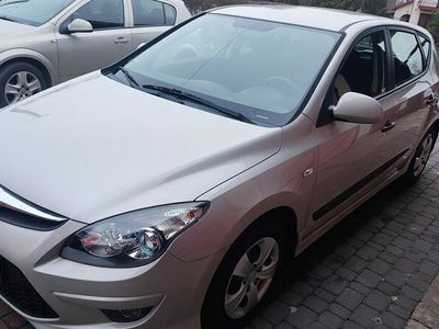 używany Hyundai i30 1.4 2010/11 salon 34000 km