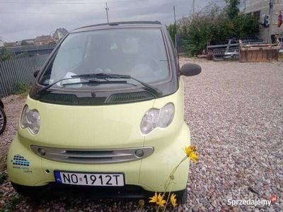 Żółty Używany 2001 Smart ForTwo Cabrio Kabriolet | 6300 zł
