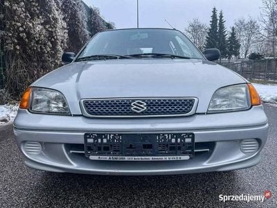 Srebrny Używany 2001 Suzuki Swift Hatchback | 12 900 zł