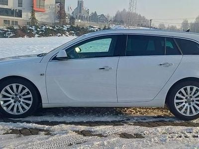 Biały Używany 2011 Opel Insignia Kombi | 19 900 zł (Dobra cena)
