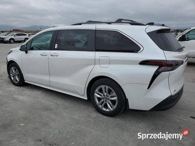 Używany Toyota Sienna XLE 2023 Minivan