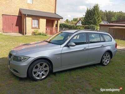 Używany BMW 330 2006