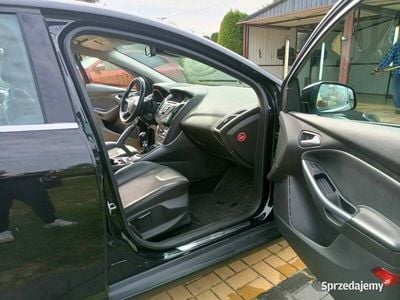 Czarny Używany 2011 Ford Focus Hatchback | 25 900 zł