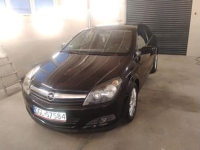 Czarny Używany 2006 Opel Astra GTC Hatchback | 9900 zł
