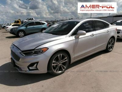 Srebrny Używany 2019 Ford Mondeo Sedan/Limuzyna | 79 000 zł