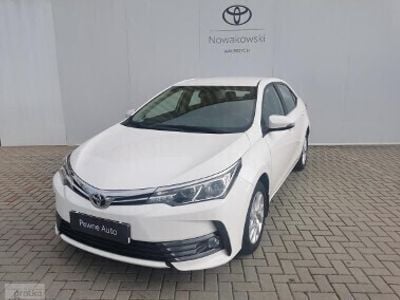 Używany Toyota Corolla Plus 132 KM (97 kW) 2019 Biały Sedan/Limuzyna