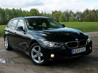 Czarny Używany 2015 BMW 230 Kombi | 32 999 zł