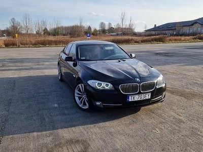 Używany BMW 528 2011 Czarny Sedan/Limuzyna