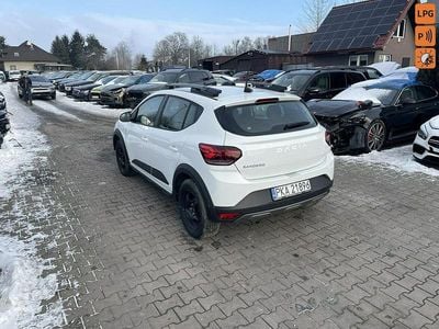 Biały Używany 2024 Dacia Sandero Stepway Hatchback | 19 900 zł