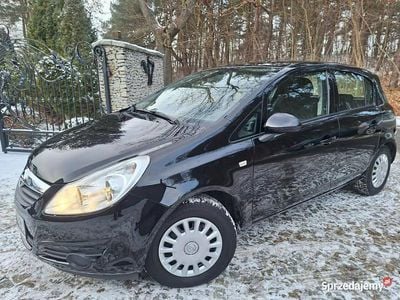 Czarny (metalik) Używany 2010 Opel Corsa Selection Hatchback | 12 500 zł (Uczciwa cena)