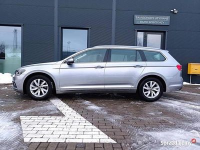 używany VW Passat 2021r. FV23% * Kamera * ACC * 3xAAC * Front+Lane Assist…