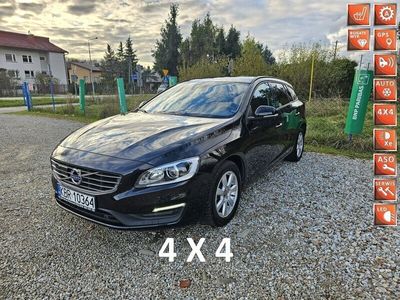 używany Volvo V60 2.4dm 165KM 2015r. 107 345km