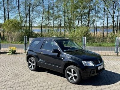 Czarny (metalik) Używany 2006 Suzuki Grand Vitara SUV | 22 800 zł