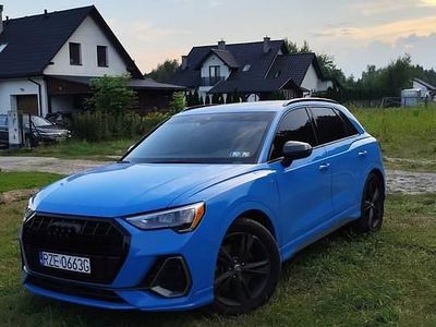 Niebieski Używany 2019 Audi Q3 SUV | 96 000 zł