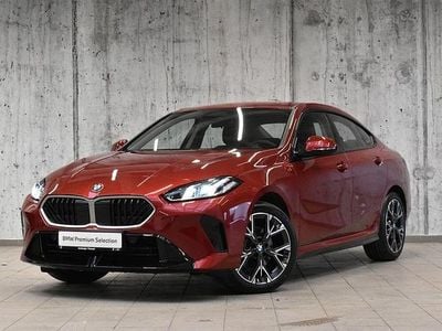 Używany BMW 220 Shadowline 156 KM (114 kW) 2025 Czerwony fire red metalizowany Coupe