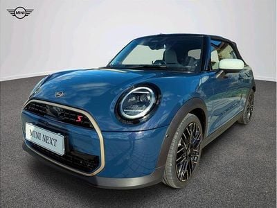 Indigo sunset blue metalizowany Używany 2024 Mini Cooper Cabriolet Kabriolet | 165 900 zł