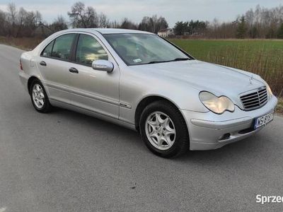 używany Mercedes C200 w203