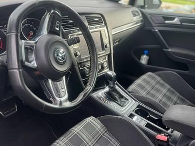 VW Golf VII