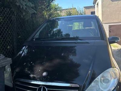 Używany Mercedes 180 2006 Czarny Sedan/Limuzyna