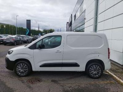 Biały Używany 2024 Citroën Berlingo Minivan | 99 000 zł